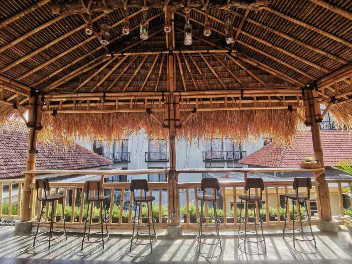 Nuka Beach Inn Kuta  Exterior photo
