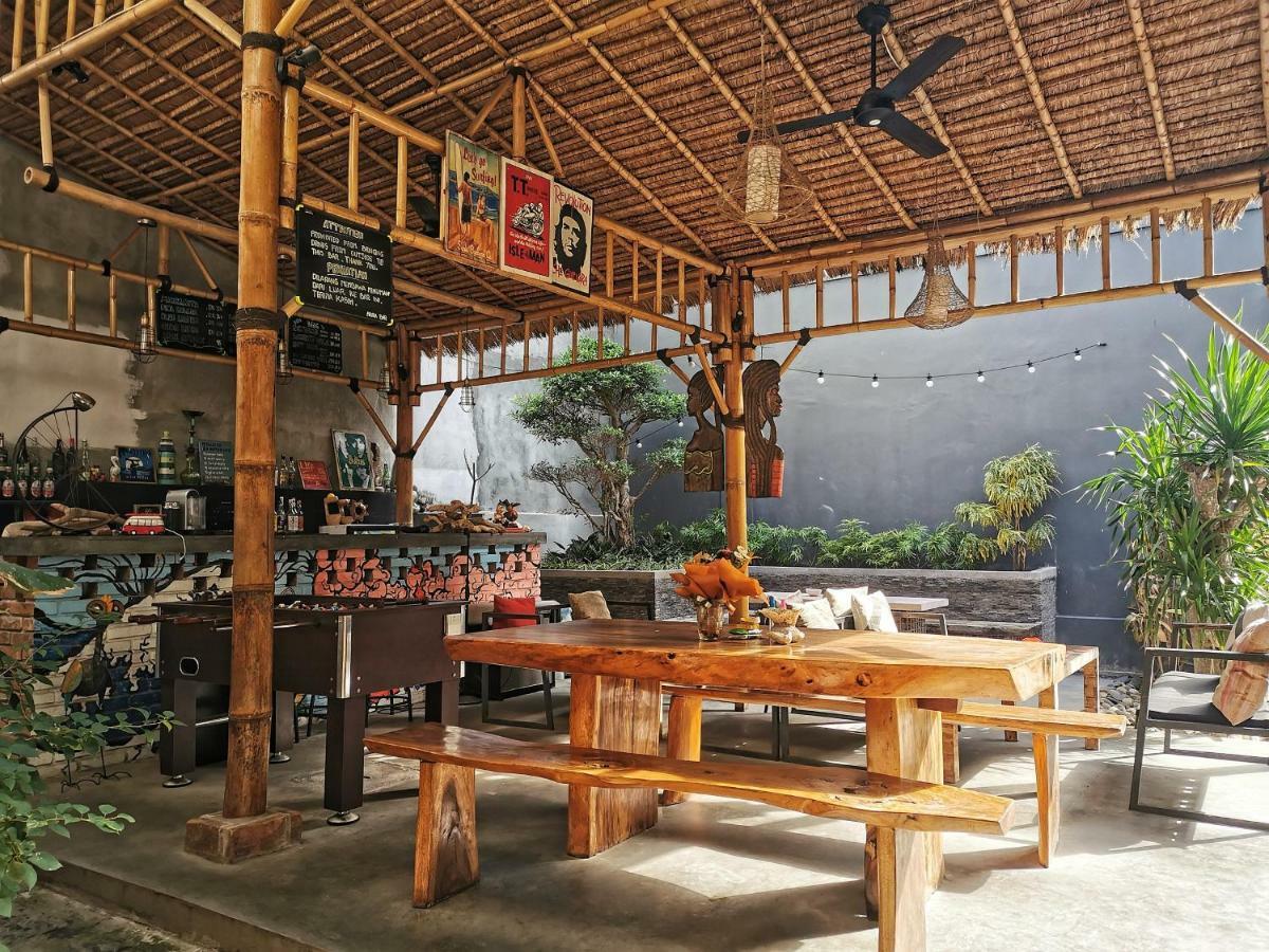 Nuka Beach Inn Kuta  Exterior photo