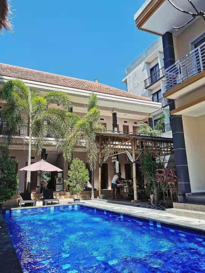 Nuka Beach Inn Kuta  Exterior photo